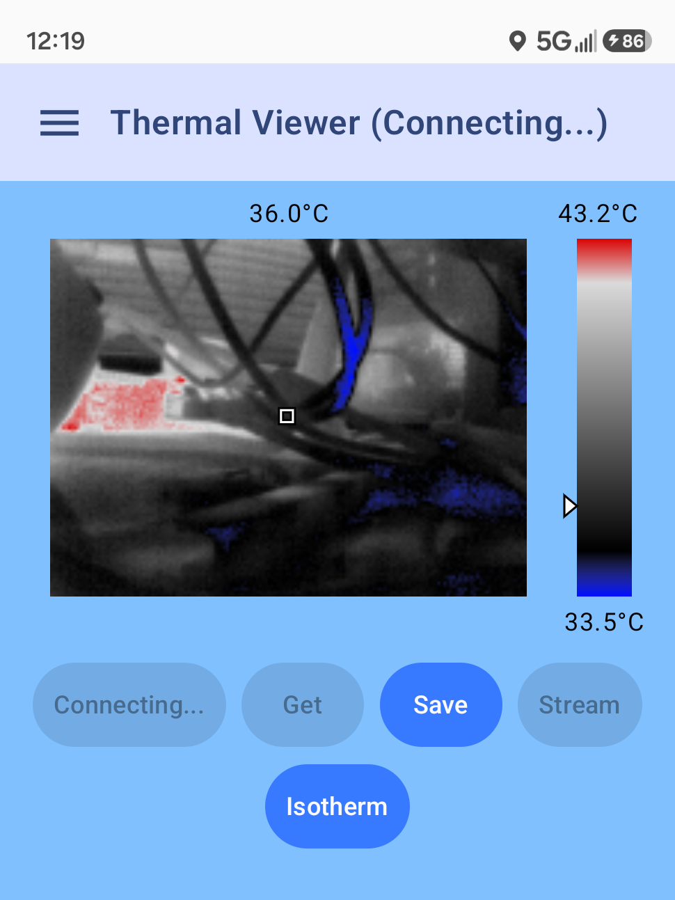 Camera screen showing the title bar reading Thermal Viewer (Connecting...) while the last frame is still displayed, mid-reconnect